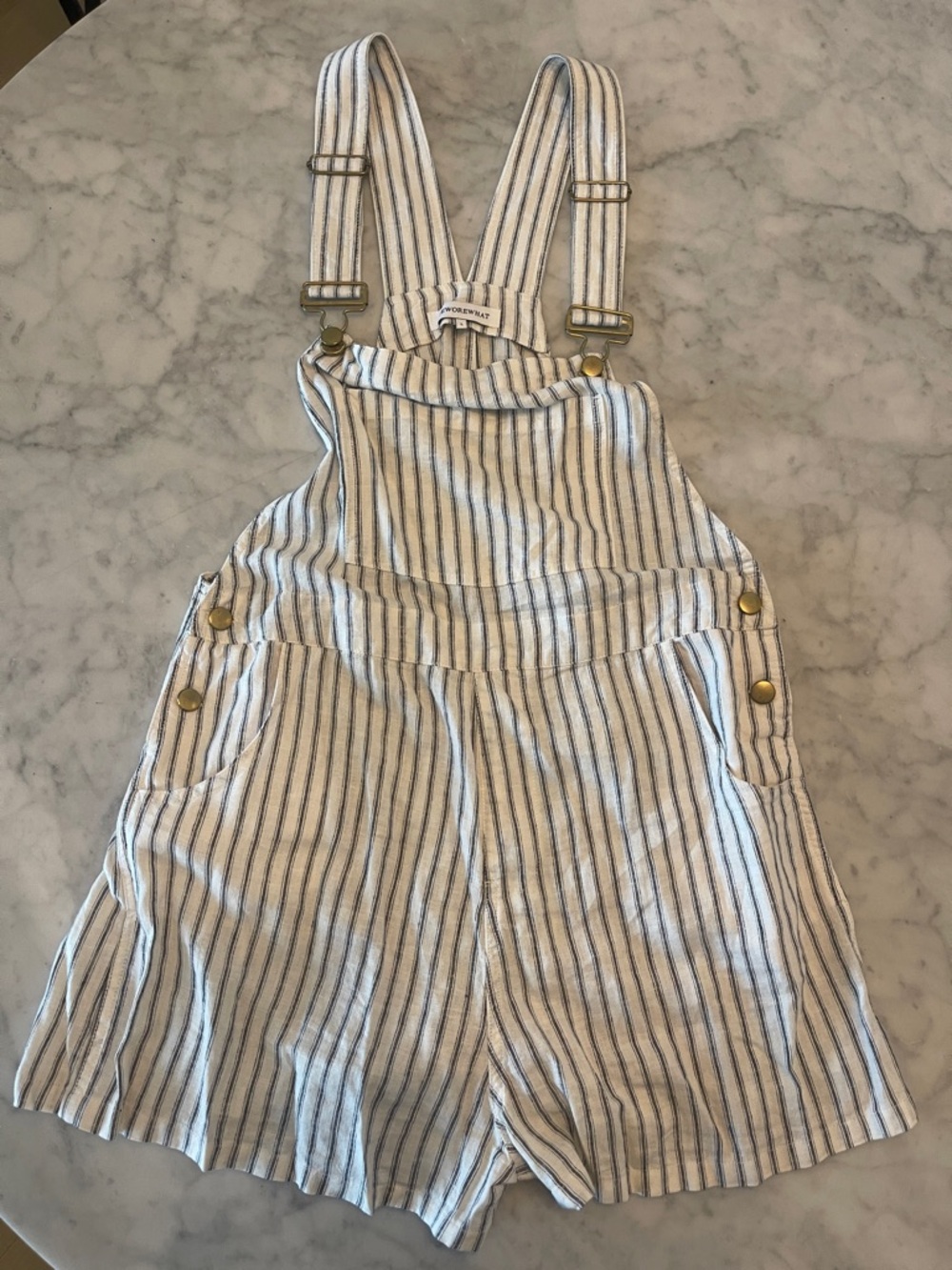 WEWOREWHAT Striped Linen Blend Playsuit In White Size L - Picture 6 of 7